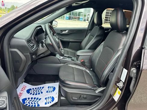 Used 2023 Ford Escape ST-Line Select w/ Tech Pack #2 AWD/4WD image 9