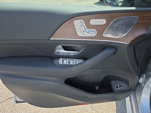 New 2026 Mercedes-Benz GLE 580 4MATIC image 11