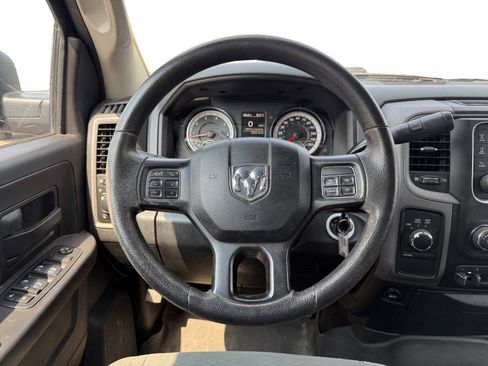 Used 2017 RAM 2500 Tradesman w/ Chrome Appearance Group AWD/4WD image 14