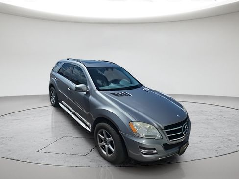Used 2011 Mercedes-Benz ML 350 2WD image 9