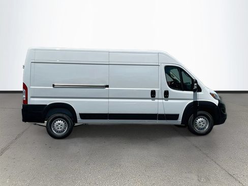 New 2026 RAM ProMaster 2500 w/ Convenience Group FWD image 8