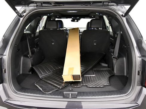 Certified 2026 Kia Sorento SX Prestige AWD/4WD image 7