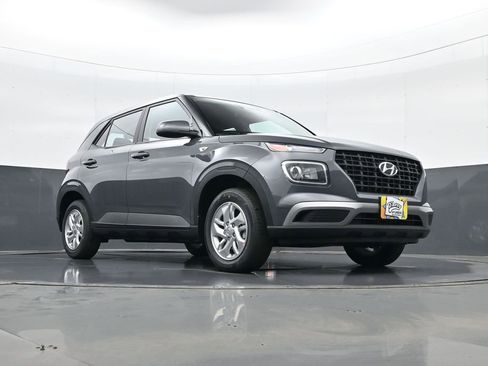 New 2026 Hyundai Venue SE image 23