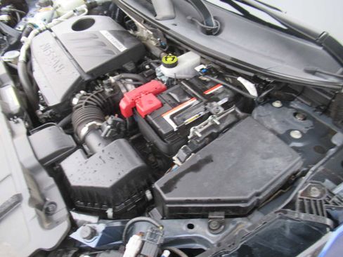 Used 2023 Nissan Rogue SV image 15