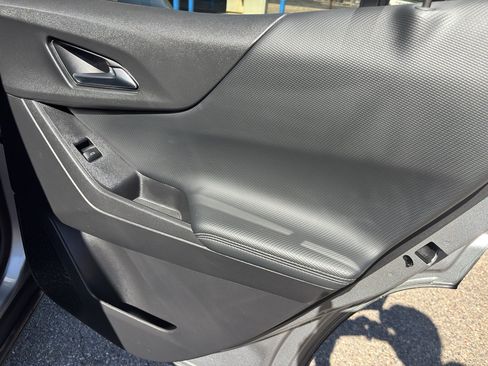 Used 2025 Chevrolet Equinox LT AWD/4WD image 28