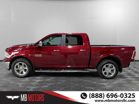 Used 2017 RAM 1500 Laramie AWD/4WD image 8
