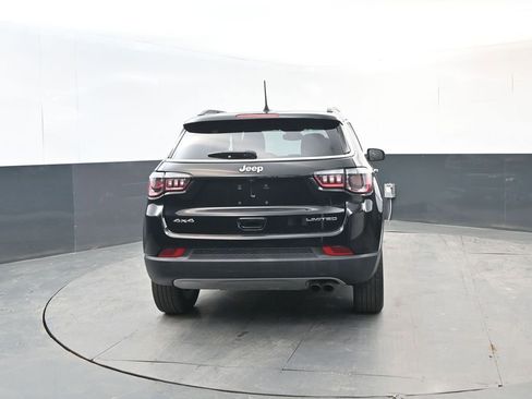 Used 2022 Jeep Compass Limited image 4