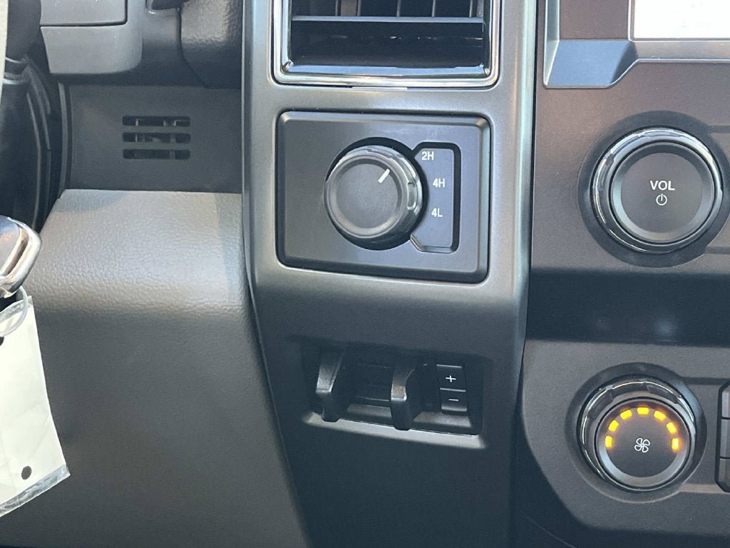 Used 2022 Ford F250 XLT AWD/4WD image 16