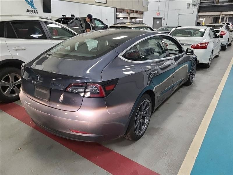 Used 2020 Tesla Model 3 Standard Range Plus RWD image 8