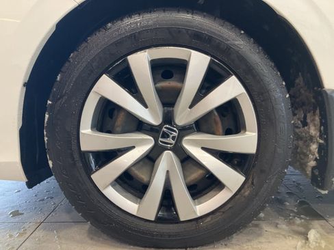 Used 2023 Honda Civic LX image 9