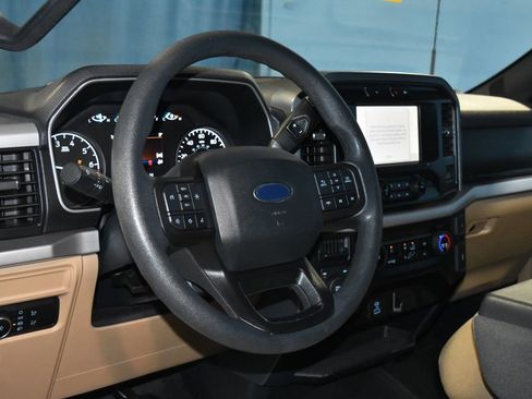 Used 2023 Ford F150 XLT image 2