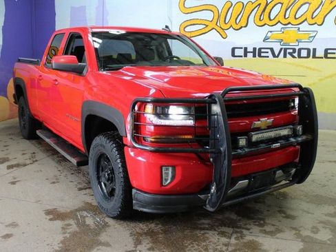 Used 2017 Chevrolet Silverado 1500 LT image 4