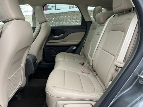 New 2024 Lincoln Corsair Reserve w/ Equipment Group 201A image 5