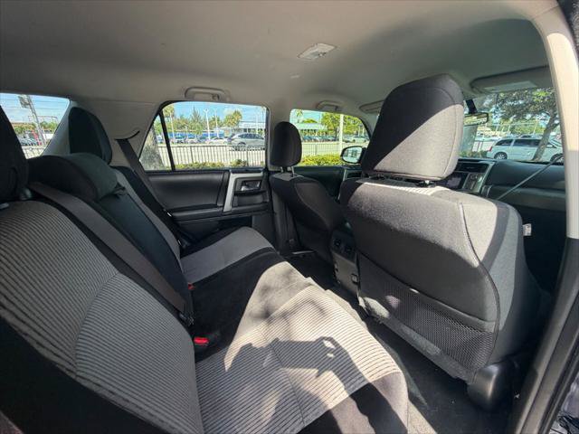 Used 2019 Toyota 4Runner SR5 AWD/4WD image 12