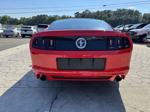 Used 2014 Ford Mustang Coupe RWD image 9