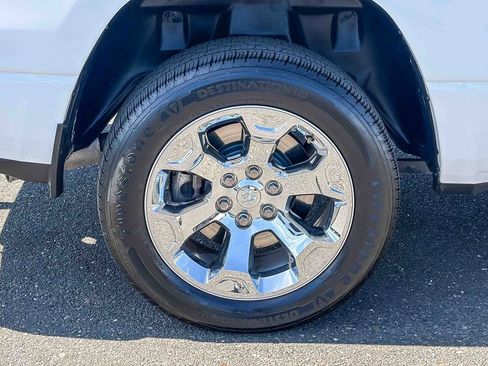 Used 2021 RAM 1500 Big Horn image 17