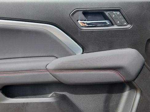 New 2026 Chevrolet Colorado Z71 w/ Technology Package AWD/4WD image 6