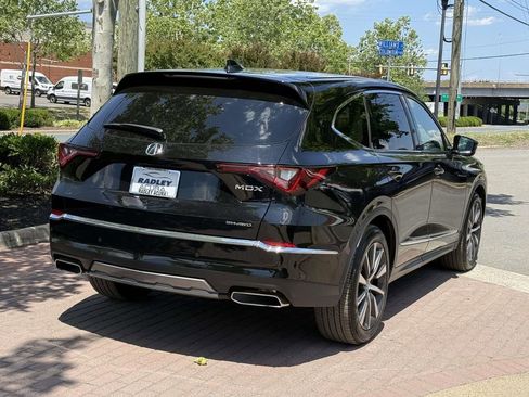 Used 2025 Acura MDX SH-AWD w/ Technology Package image 6