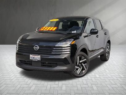 New 2025 Nissan Kicks SV w/ Charging Package