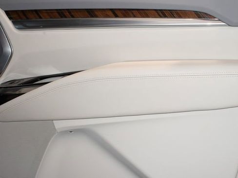 Used 2025 Cadillac Escalade ESV Sport Platinum w/ LPO, Floor Liner Package AWD/4WD image 14