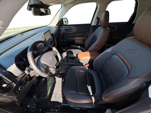 Used 2024 Ford Bronco Sport Outer Banks w/ Tech Package image 19