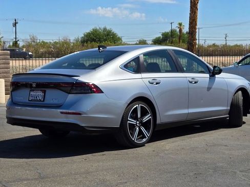 Used 2023 Honda Accord Sport image 4