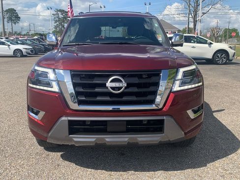 Used 2024 Nissan Armada Platinum w/ Captain's Chairs Package image 4