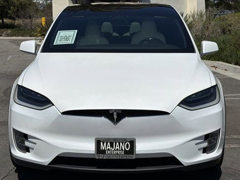 Used 2017 Tesla Model X 100D image 10