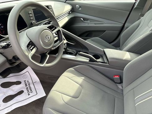 Certified 2023 Hyundai Elantra SEL image 21