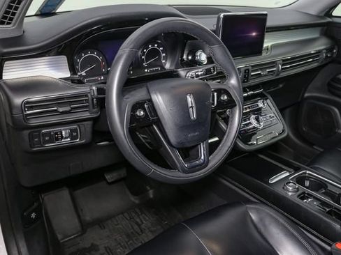 Used 2022 Lincoln Corsair FWD image 19