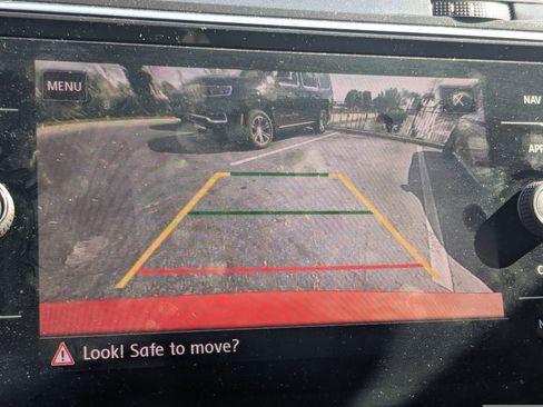 Used 2019 Volkswagen Tiguan SEL image 8