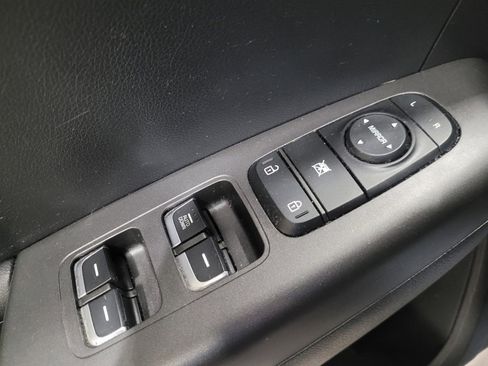 Used 2020 Kia Sportage LX AWD/4WD image 27