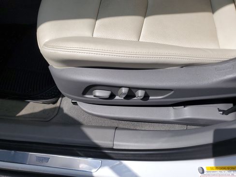 Used 2021 Cadillac XT6 Premium Luxury w/ LPO, Floor Liner Package AWD/4WD image 16