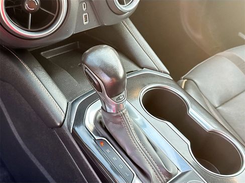 Used 2020 Chevrolet Blazer Premier w/ Driver Confidence II Package image 16