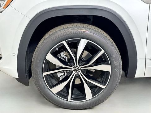 New 2026 Volkswagen Atlas SEL Premium R-Line AWD/4WD image 19