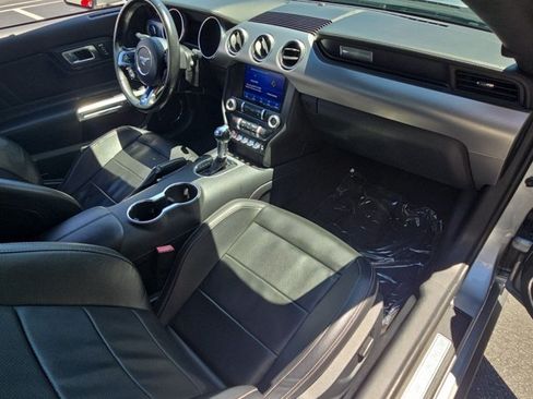 Used 2022 Ford Mustang Premium RWD image 20