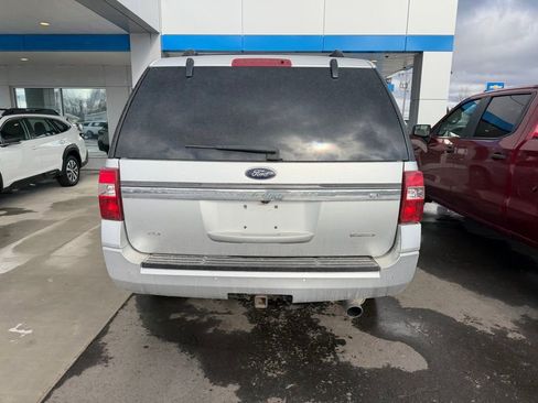 Used 2017 Ford Expedition EL XLT w/ Equipment Group 202A AWD/4WD image 6