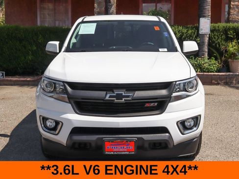 Used 2020 Chevrolet Colorado Z71 AWD/4WD image 3