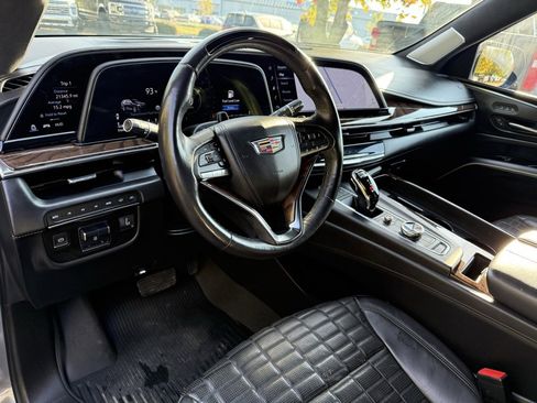 Used 2021 Cadillac Escalade ESV Sport Platinum w/ Heavy-Duty Trailer Package image 9