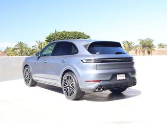 New 2026 Porsche Cayenne AWD/4WD video 3