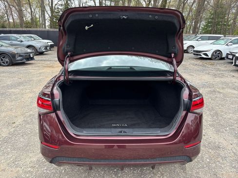 Used 2025 Nissan Sentra SV FWD image 31