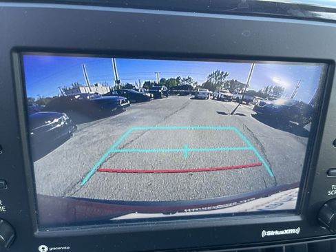 Used 2022 Toyota RAV4 XLE w/ Convenience Package image 17