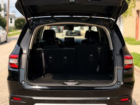 Used 2024 Honda Pilot EX-L image 7