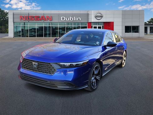 Used 2023 Honda Accord Sport image 1