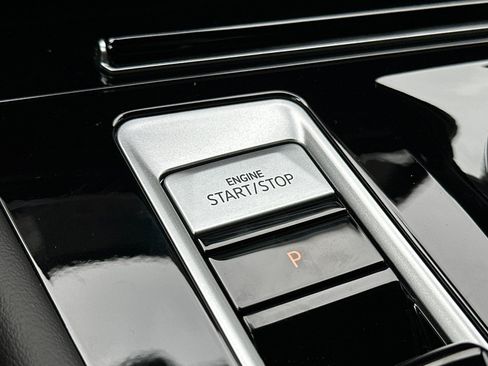 New 2026 Volkswagen Atlas Cross Sport SE image 20