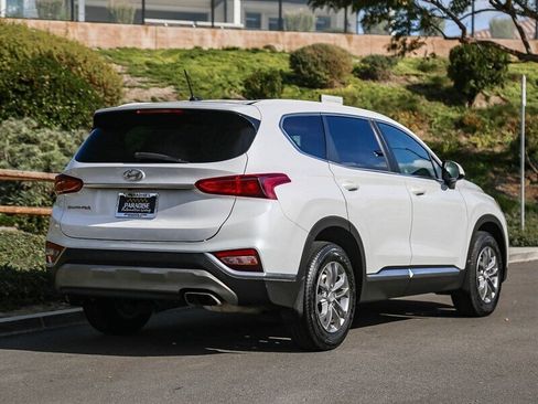 Used 2020 Hyundai Santa Fe SE image 6