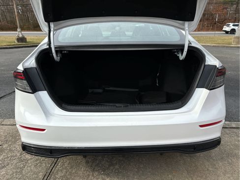 Certified 2023 Honda Accord Sport image 29