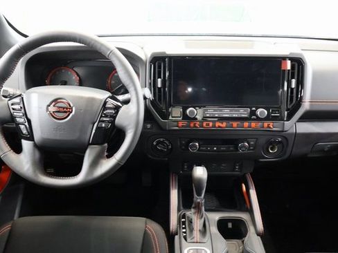 New 2026 Nissan Frontier PRO-4X w/ Pro-4x Convenience Package image 13