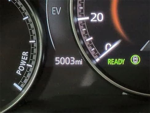 Used 2025 MAZDA CX-50 AWD 2.5 Hybrid w/ Premium Pkg image 34