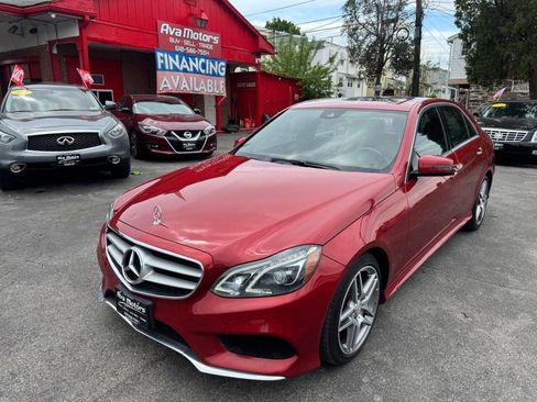 Used 2016 Mercedes-Benz E 350 4MATIC Sedan w/ Premium Package image 1